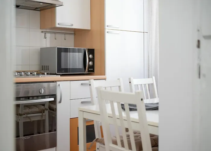 Daire Your Elegant Loft At Termini Station Roma