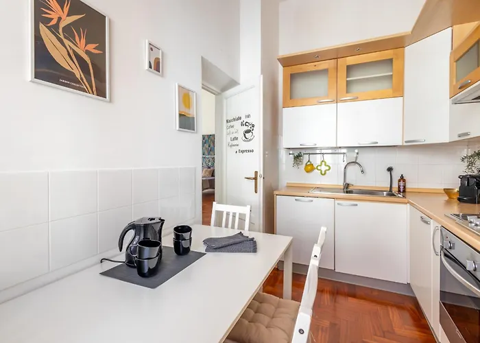 Daire Your Elegant Loft At Termini Station Roma