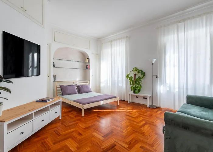 Your Elegant Loft At Termini Station